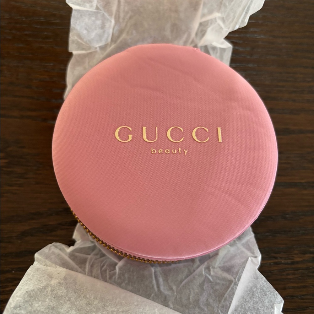 Gucci Beauty Blush in Soft Pink